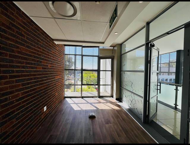 183M² OFFICE FOR SALE IN BROADACRES